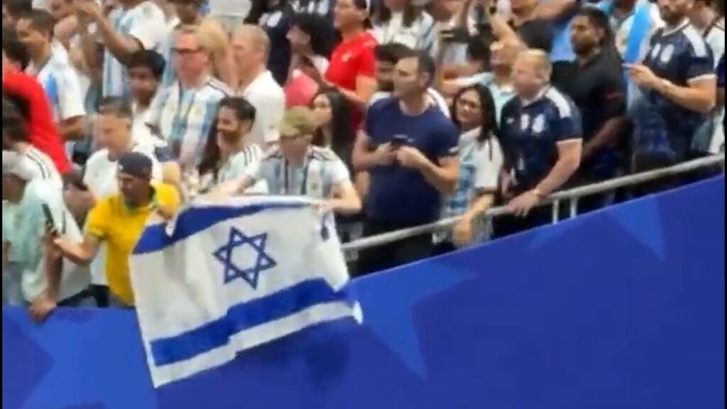 Argentina fan waves Israeli flag at World Cup match with Egypt